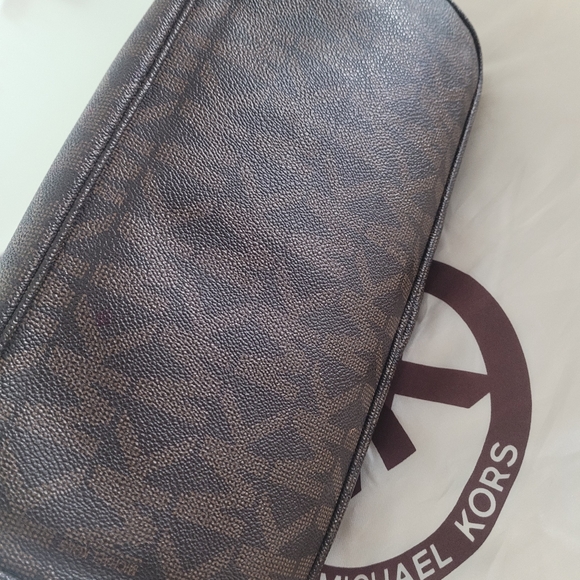 Michael Kors set - Picture 3 of 16